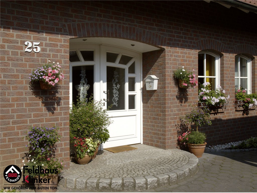 Фасадная клинкерная плитка Feldhaus Klinker R335 Carmesi antic mana NF9, 240*71*9 мм